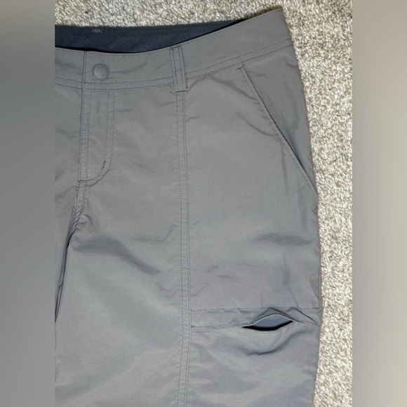 Exofficio Pants Womens 4 Gray Roll Up Capri Gorpcore Hiking Camping Performance - Picture 7 of 10